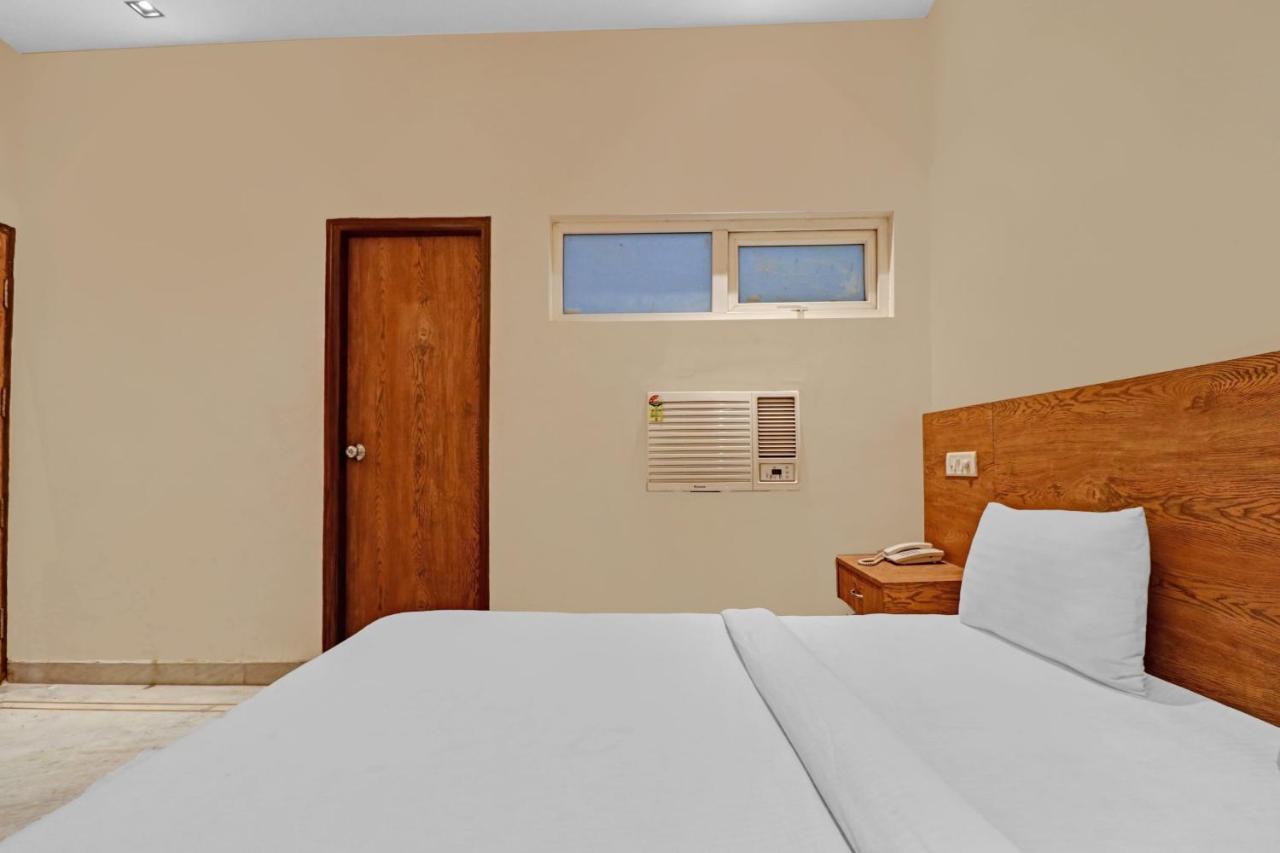 Airport Hotel Goodluck Új-Delhi Kültér fotó