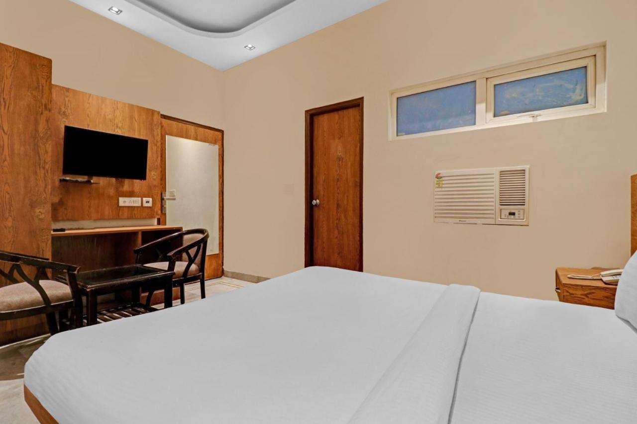 Airport Hotel Goodluck Új-Delhi Kültér fotó
