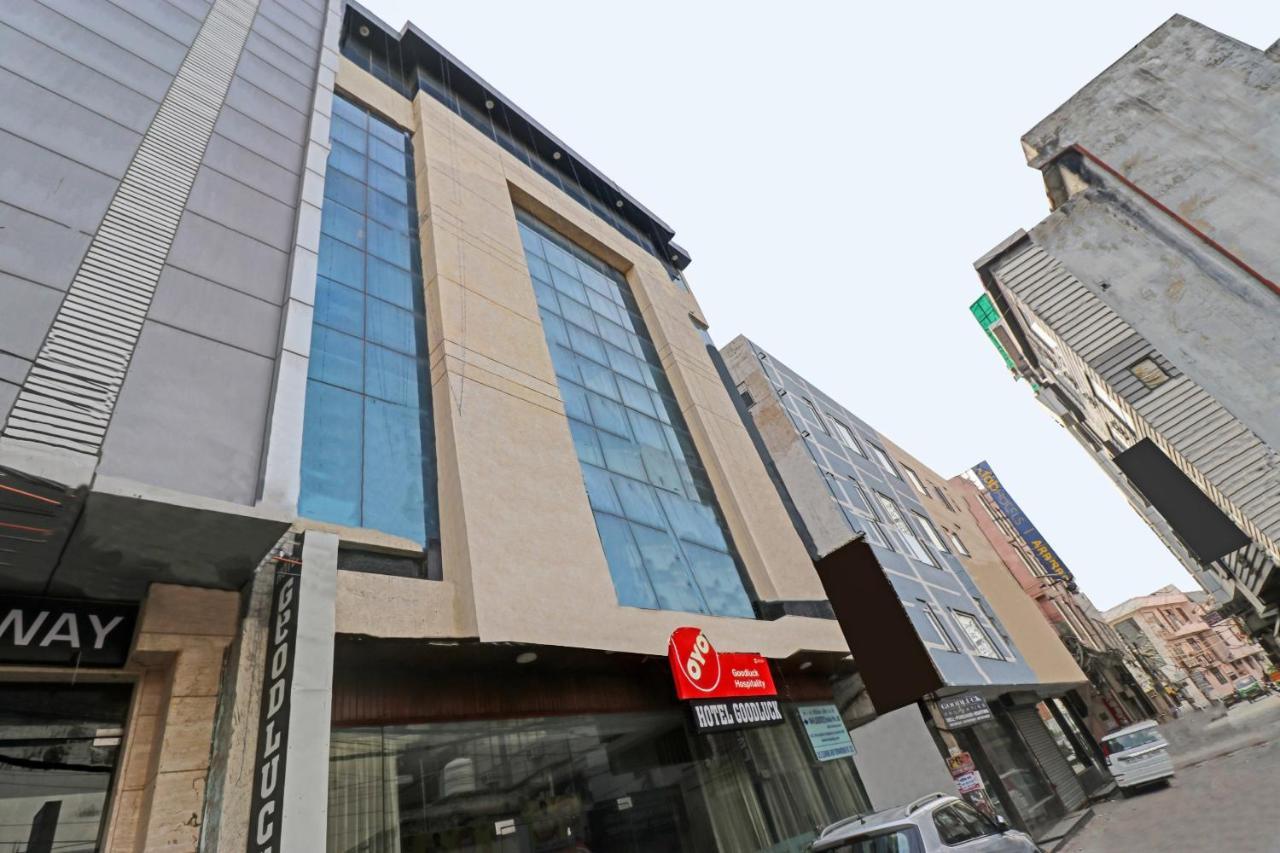 Airport Hotel Goodluck Új-Delhi Kültér fotó